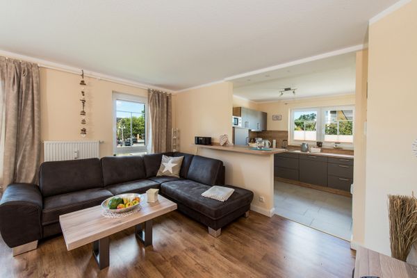  Hafenstrasse 22 Wohnung 2 Muschelsucher Zingst - Wohnzimmer