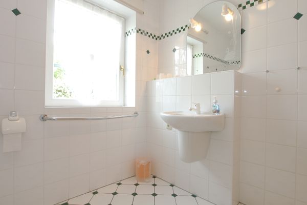  Störtebekerstrasse 9 Wohnung 4 Zingst - Badezimmer