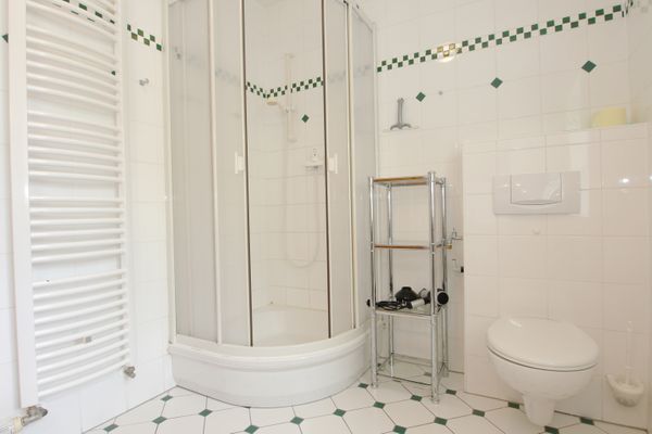  Störtebekerstrasse 9 Wohnung 4 Zingst - Badezimmer