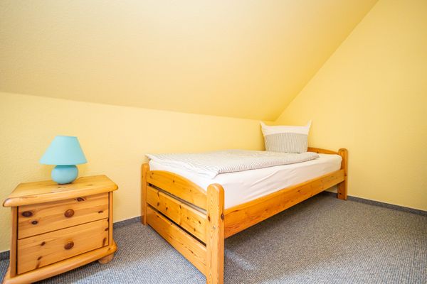  Neue Reihe 17 Wohnung Leuchtturm Zingst - Schlafzimmer