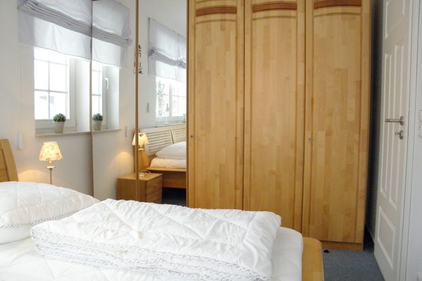  Fritz-Reuter-Straße Wohnung Sonnenuhr Zingst - Schlafzimmer