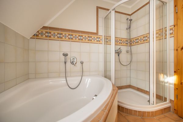  Neue Reihe 40  Haus Sonnenhof Zingst - Badezimmer