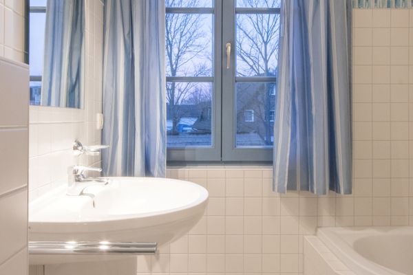  Neue Reihe 43 Villa Regulus Wohnung 4 Zingst - Badezimmer