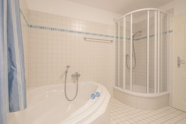  Neue Reihe 43 Villa Regulus Wohnung 4 Zingst - Badezimmer