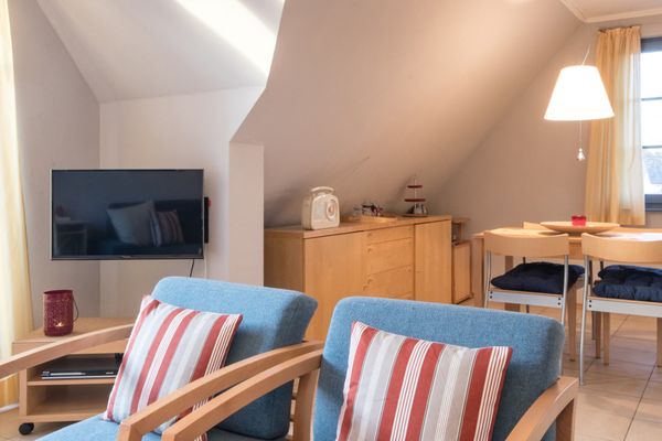 Neue Reihe 43 Villa Regulus Wohnung 4 Zingst - Wohnzimmer