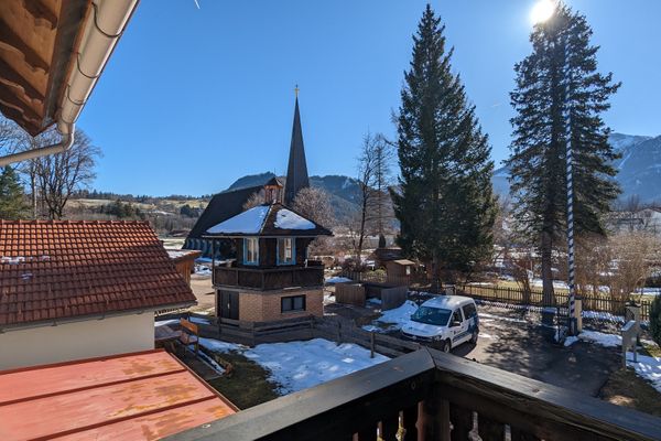 Alte Jagdschloss Ferienwohnung Krause Ferienwohnungen in Pfronten - Gartenblick