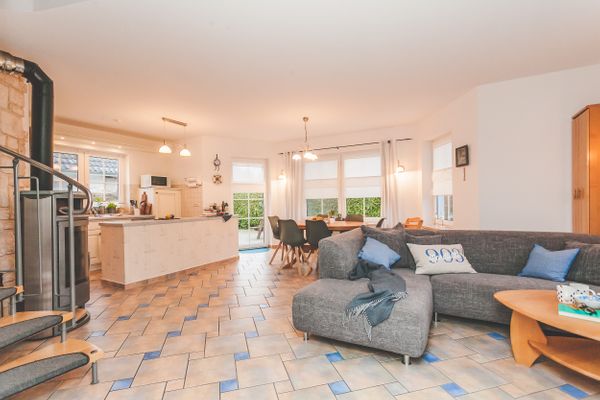  Am Bahndamm 81a Haus Schwalbe Zingst - Wohnzimmer