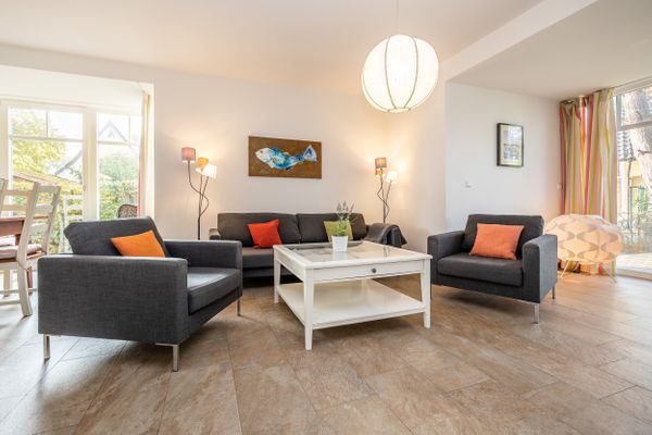  Rosenberg 24 Haus Deichrose Zingst - Wohnzimmer