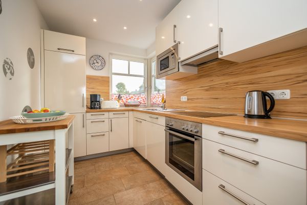  Rosenberg 24 Haus Deichrose Zingst - Küche / Küchenzeile