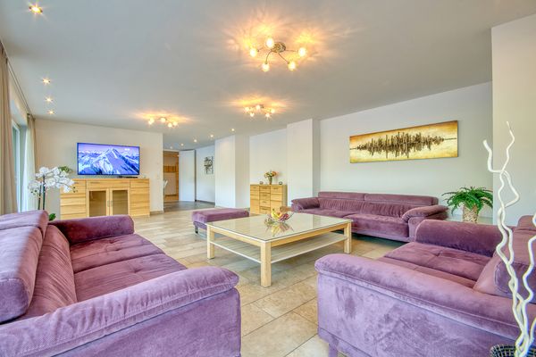 Alpin & Seeresort Penthouse 21 Zell am See - Wohnzimmer