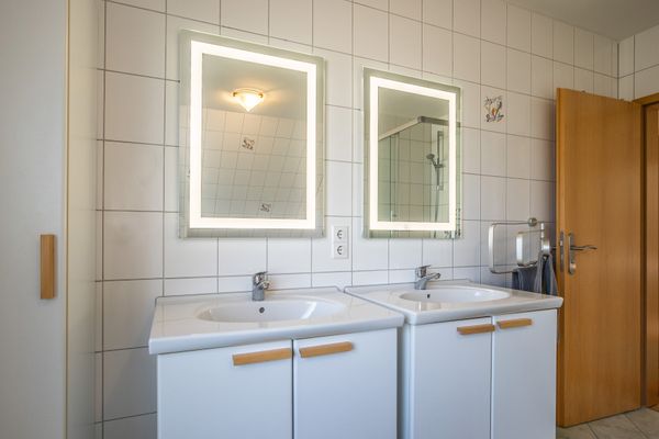  Rosenberg Haus 16a Zingst - Badezimmer