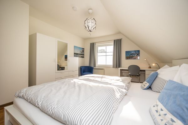  Rosenberg Haus 16a Zingst - Schlafzimmer