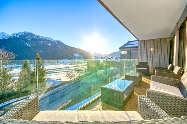 Juwel 10  - Balkon