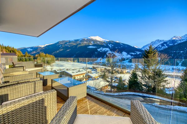  Juwel 10  - Balkon