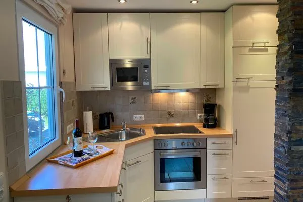 Küche / Küchenzeile  (ULM14a) Ferienhaus "Strandmuschel"