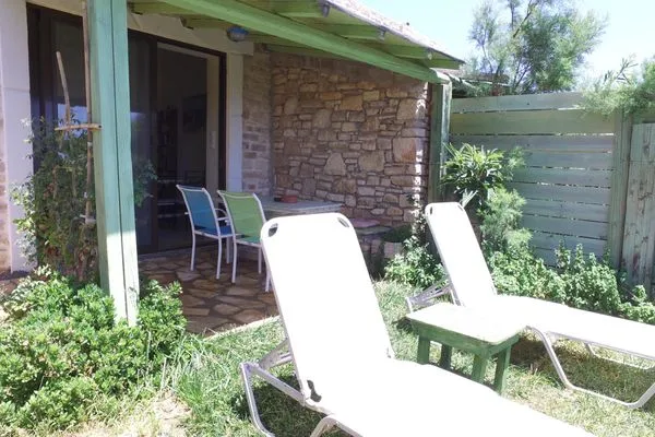 Garden  Despoina-Triopetra