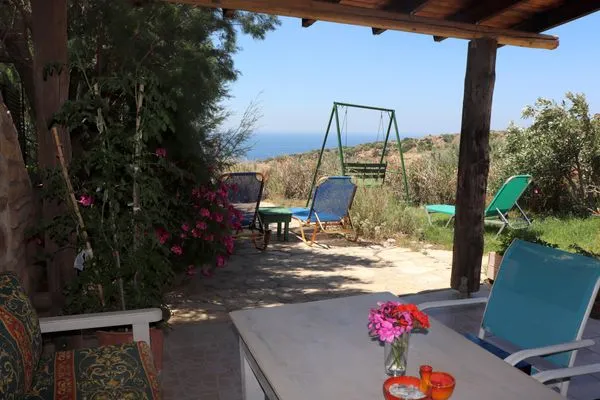 Terrace  Vangelis-Triopetra