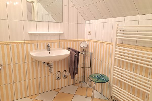 Fischmarkt 1 Wohnung 3 Zingst - Badezimmer