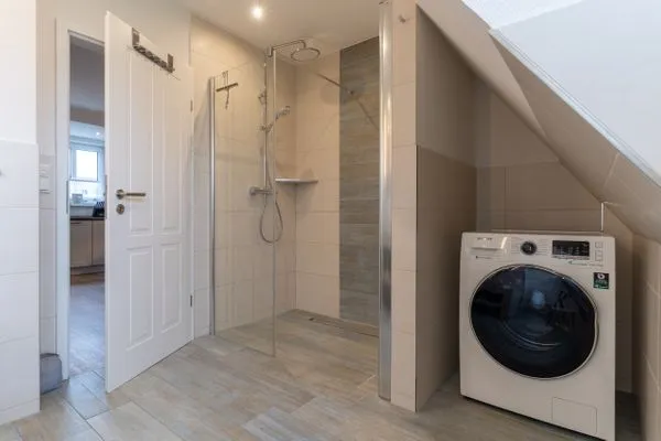 Appartementhaus Olsdorfer Straße Appartement Glücksmomente oben SPO Dorf - 