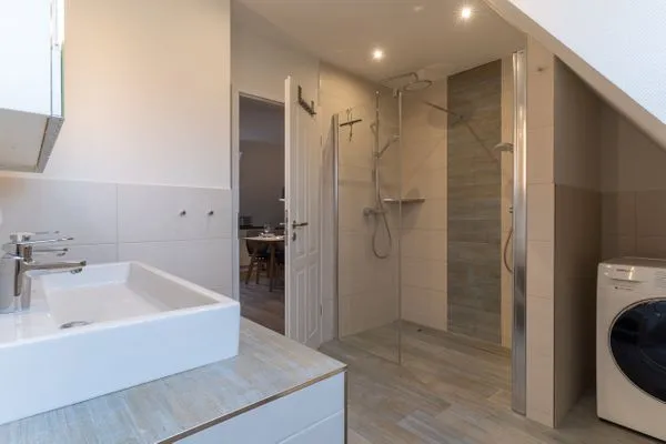 Appartementhaus Olsdorfer Straße Appartement Glücksmomente oben SPO Dorf - 