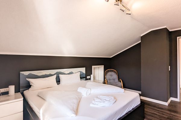  Ferienwohnung Auszeit Ferienwohnungen in Füssen - Schlafzimmer