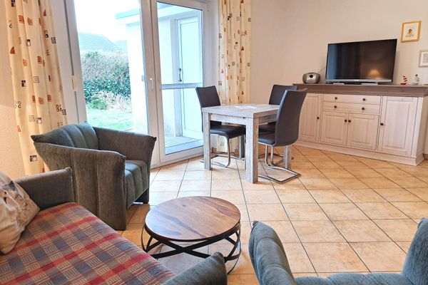  Zur Wellenwiese 22  Wohnung Sanderling Zingst - Wohnzimmer