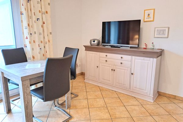  Zur Wellenwiese 22  Wohnung Sanderling Zingst - Wohnzimmer