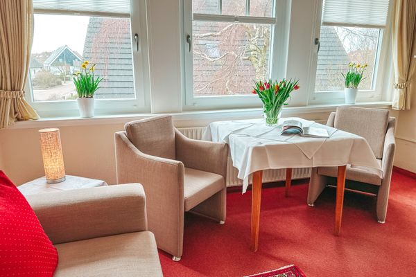  Gästehaus Röll - Wohnung 2  - Wohnzimmer