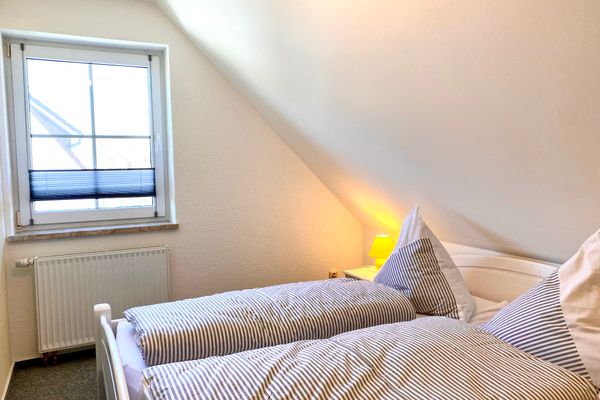  Hägerende 66a Haus Ankerplatz Wohnung Peildeck Zingst - Schlafzimmer