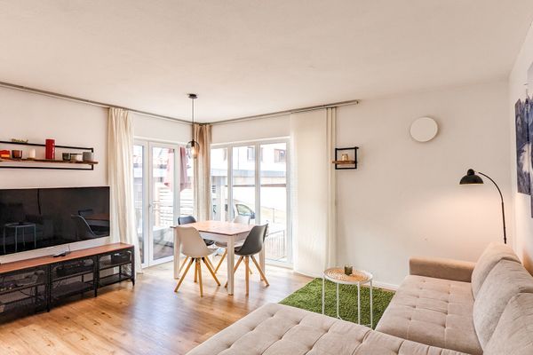  Ferienwohnung Dahoam 2.0 Ferienwohnungen in Füssen - Wohnzimmer