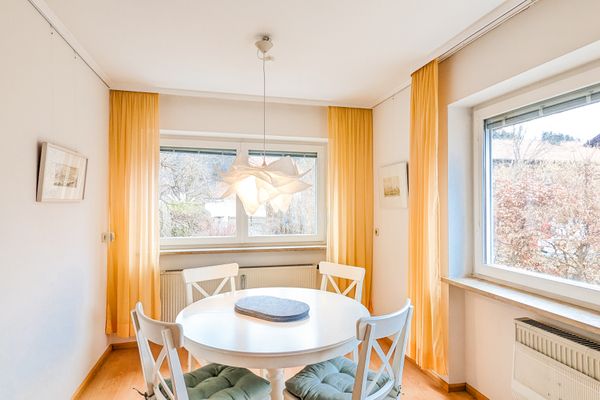 Ferienwohnung Krahnke Ferienwohnungen in Füssen - Wohnzimmer