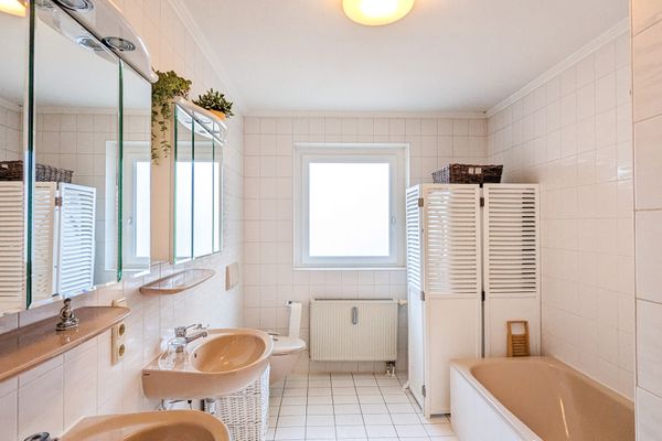  Ferienwohnung Krahnke Ferienwohnungen in Füssen - Badezimmer