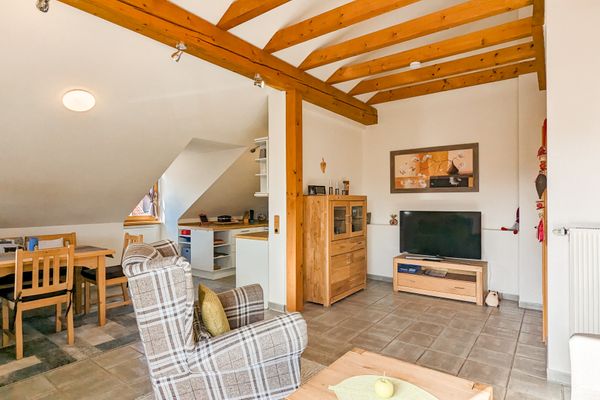  Ferienwohnung Forggensee Ferienwohnungen in Roßhaupten - Wohnzimmer