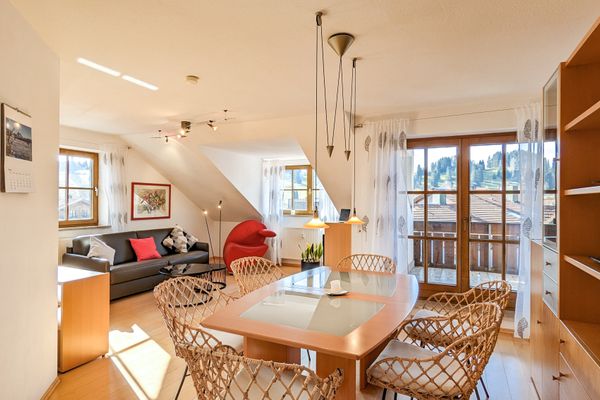  Ferienwohnung Schmölzer Ferienwohnungen in Roßhaupten - Wohnzimmer