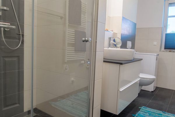  Lindenstrasse 13 Wohnung Seenadel Zingst - Badezimmer
