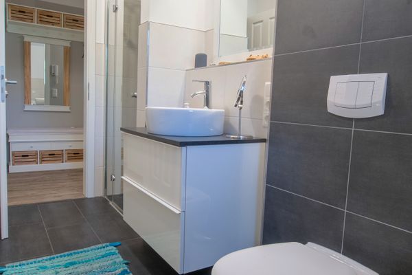  Lindenstrasse 13 Wohnung Seenadel Zingst - Badezimmer