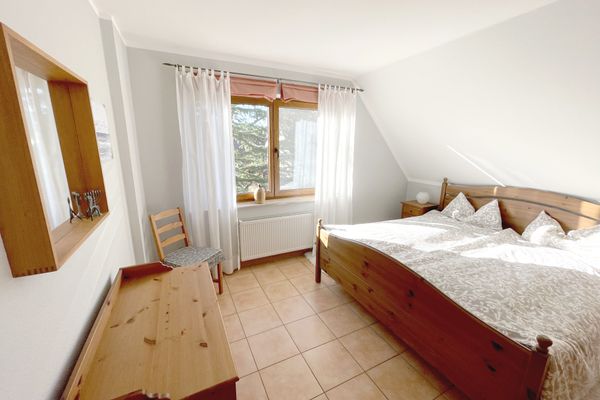  Darßer Weg 7 Wohnung 2 Zingst - Schlafzimmer