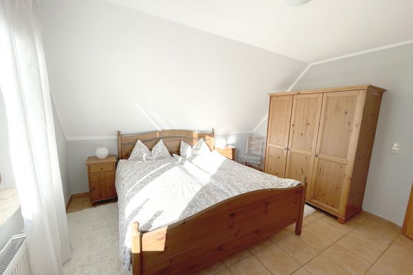  Darßer Weg 7 Wohnung 2 Zingst - Schlafzimmer