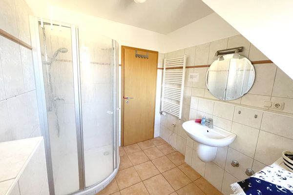  Darßer Weg 7 Wohnung 3 Zingst - Badezimmer