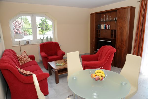  Strandstrasse 54a/b Wohnung 3  - Wohnzimmer