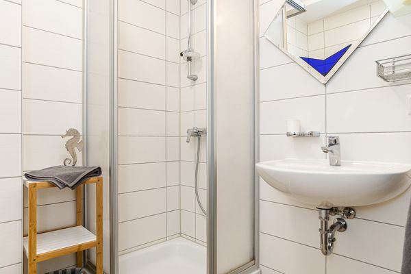  Störtebekerstrasse 10b Wohnung 2 Zingst - Badezimmer