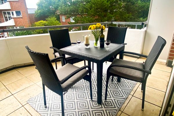  Kleine Auszeit hinterm Deich Bad - Balkon