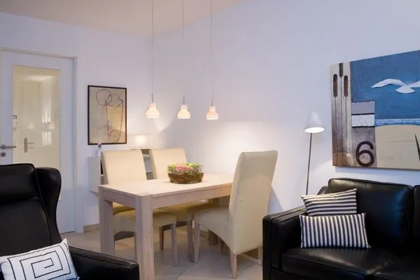 Essbereich in der Ferienwohnung Aalto in Wittdün auf Amrum Amrumer Welle Ferienwohnung „Aalto"