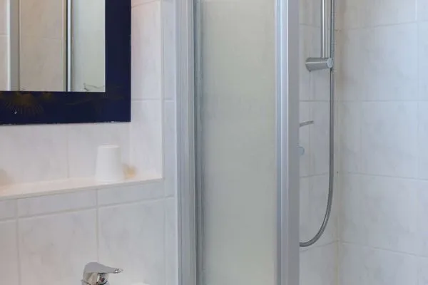 Gäste-WC Weisses Rössl Ferienwohnung Wellenreiter