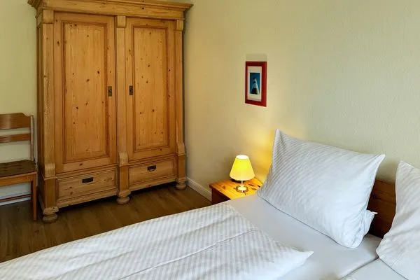 Schlafzimmer der Ferienwohnung Kreft in Wittdün auf Amrum Haus Seeadler Ferienwohnung *Kreft*