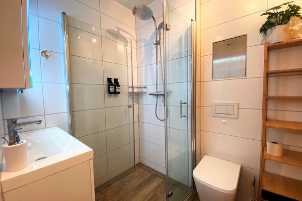  Ferienwohnung Bergblick Ferienwohnungen in Weissensee - Badezimmer