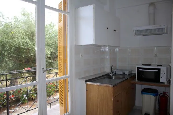 Kitchen  Spourgitis 3a