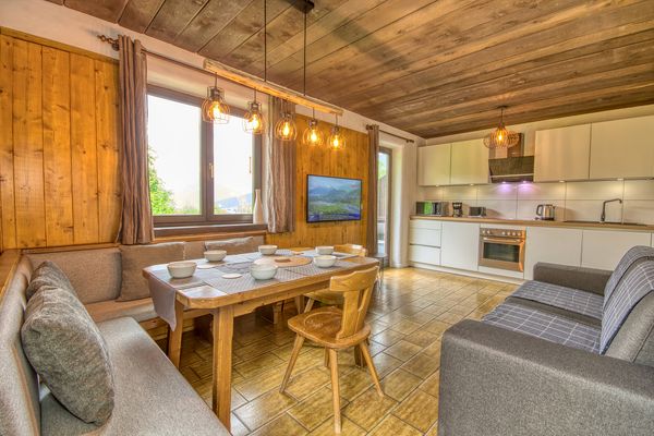 Haus Kitzsteinhorn Top 6  - Living room