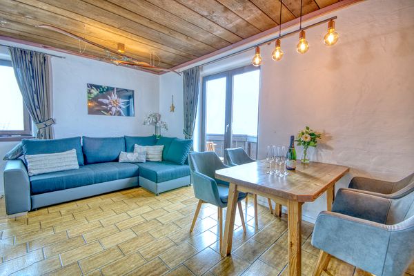 Haus Kitzsteinhorn Top 7  - Living room