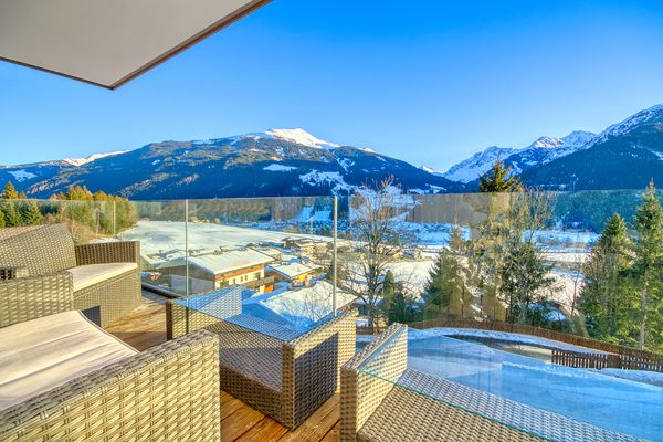  Juwel 10  - Balkon